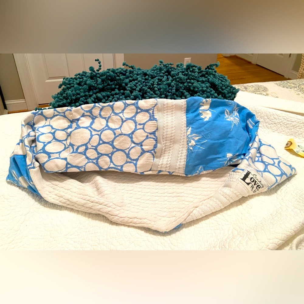 Binding Love Blue and Cream scarf!